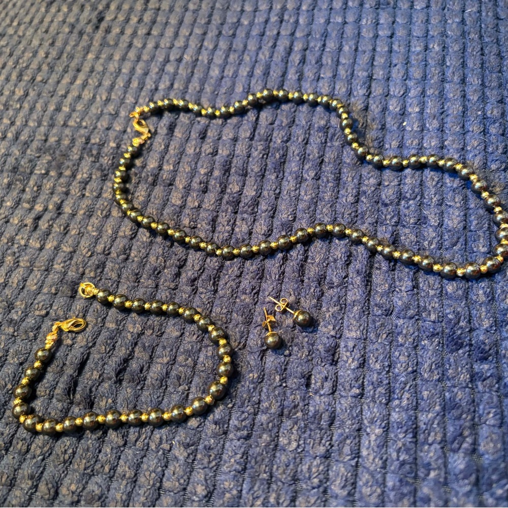 Gold and Black Bead Necklace, Bracelet & Earring Set
